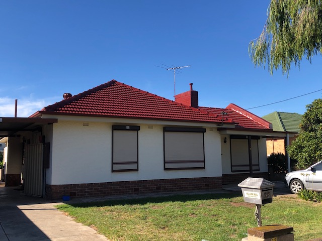 Roof after restoration - clean and restored tiles
